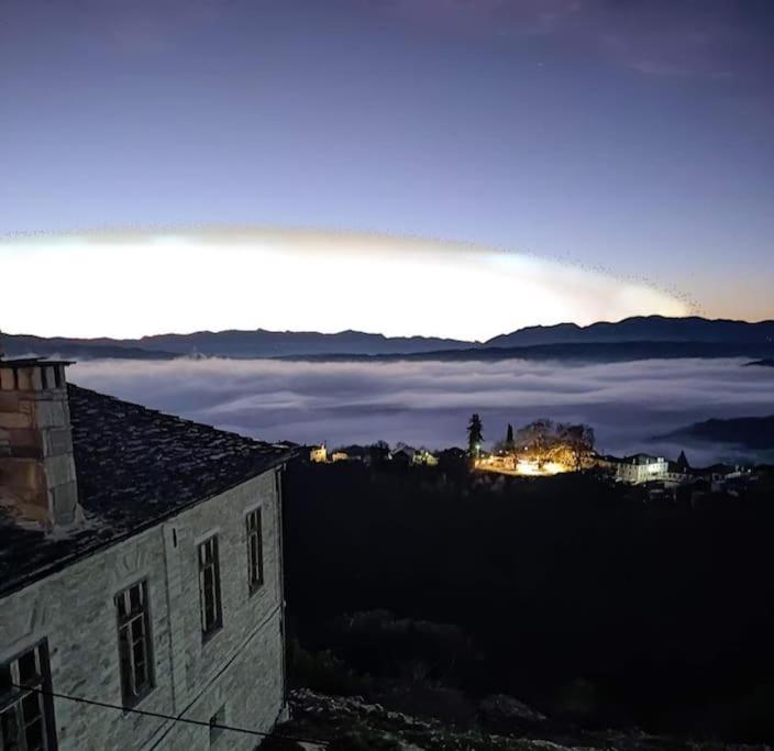 Βίτσα Πετρόκτιστο Αρχοντικό "Ιόλη" Με Θέα Ζαγόρι Villa Eksteriør billede
